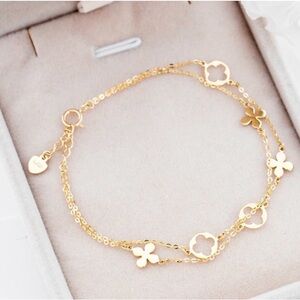 Delicate Gold Floral Bracelet